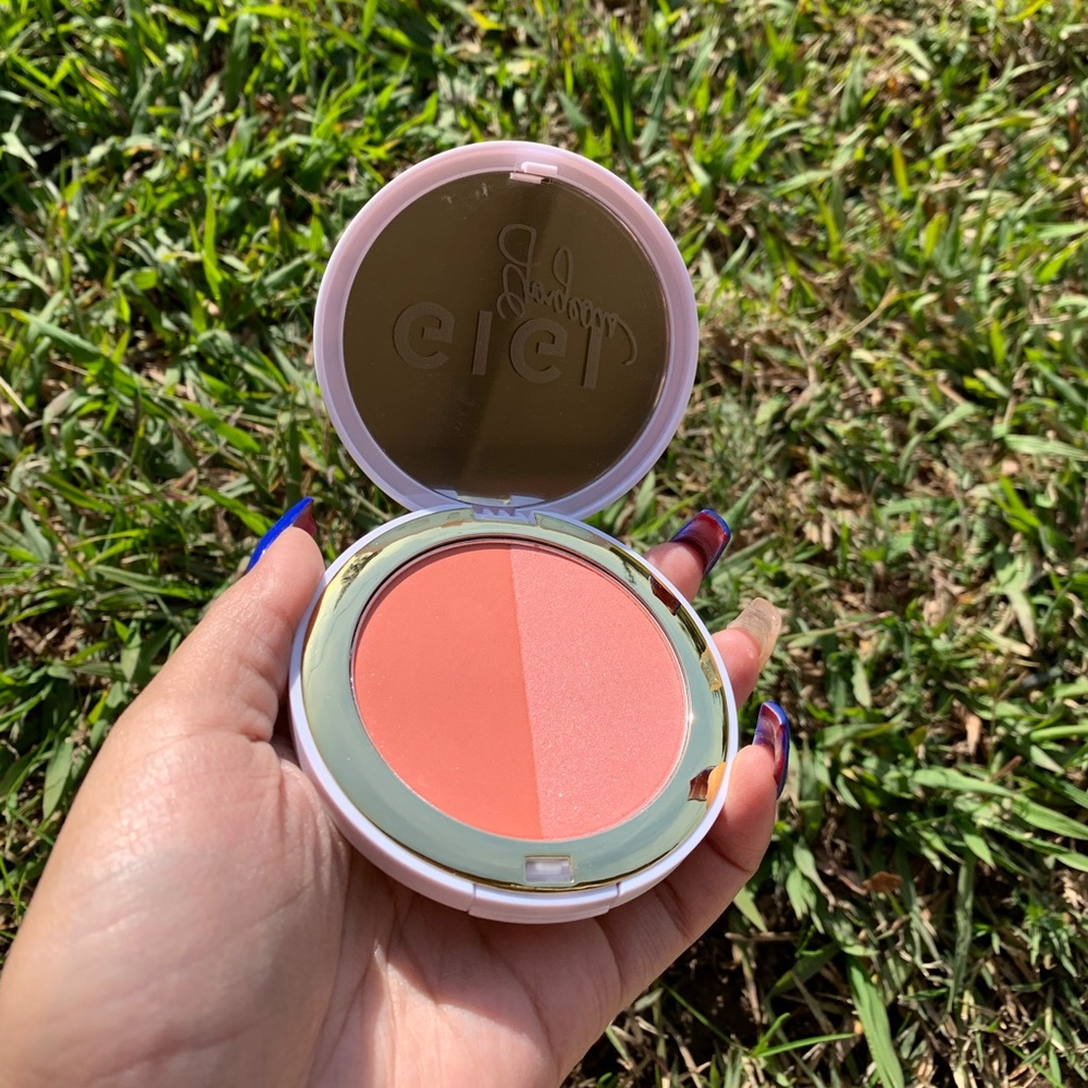 Gigi gorgeous blush duo